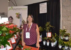 Dawnyel Debruyn representing Mountain View Nursery. The company grows anthuriums, but also start growing green plants.